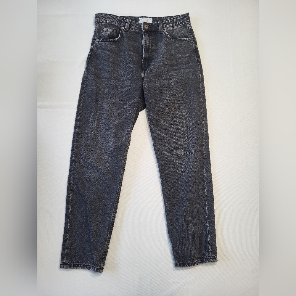Bershka Women's Ladies Size 6 Black Faded Distressed High Rise Mom Denim Jeans